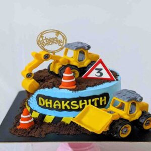 customized-birthday-theme-cakes-designs-in-coimbatore (36)