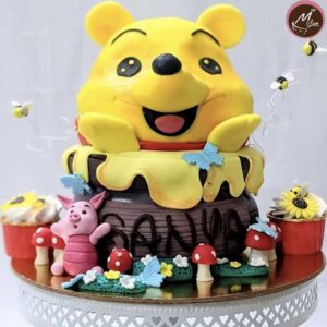customized-birthday-theme-cakes-designs-in-coimbatore (6)