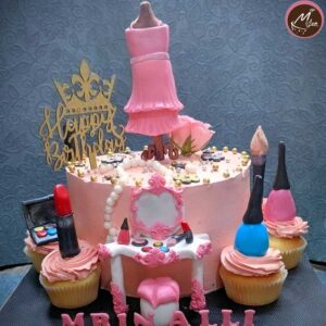 makeup-customized-birthday-theme-cakes-designs-in-coimbatore