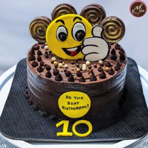 smily-customized-birthday-theme-cakes-designs-in-coimbatore
